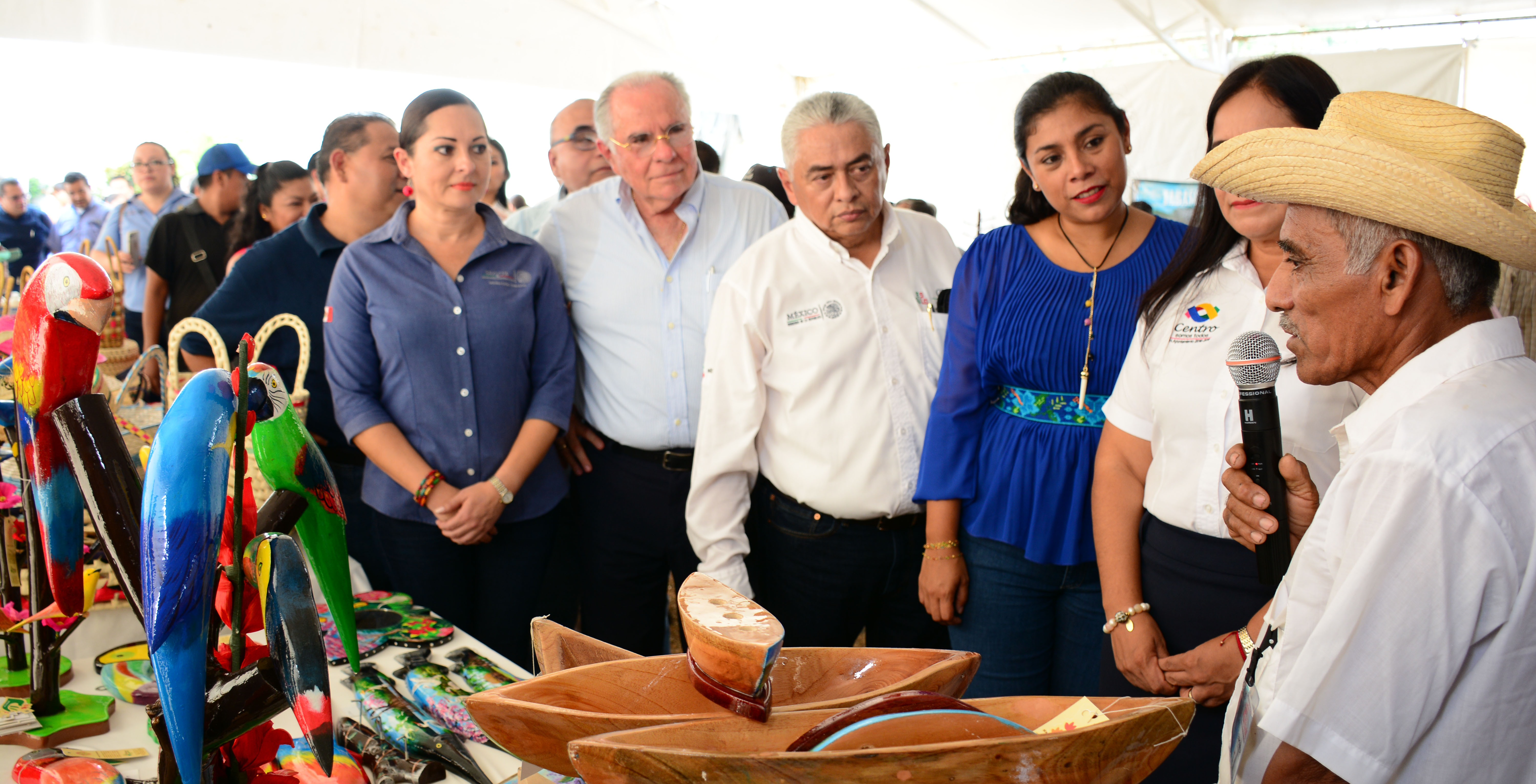 Inauguran Expo Artesanal de Pueblos Indígenas