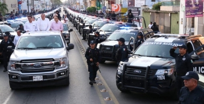 El gobierno de Tabasco refuerza seguridad con entrega de nuevo parque vehicular a la SSPC.