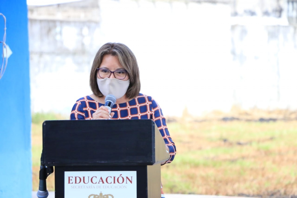 Entrega Estímulos Docentes Huimanguillo 11_0.jpg