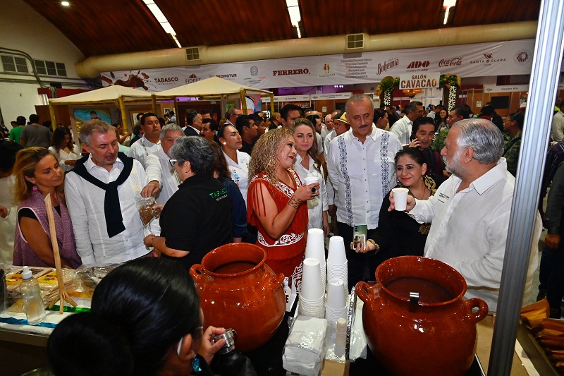 BOLETÍN 2420 EJECUTIVO FESTIVAL DEL CHOCOLATE POSICIONÓ A TABASCO ANTE LOS OJOS DEL MUNDO CARLOS MERINO 15112023 (10).jpg