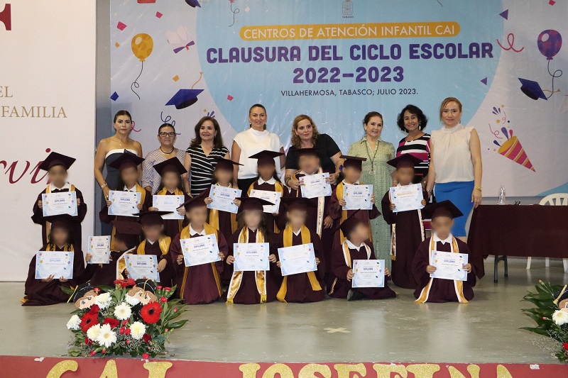 Boletín 926 DIF Clausura Guadalupe Castro ciclo escolar de CAI 11072023 (7).jpg