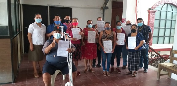 ENTREGA DE TÍTULOS (3).jpg