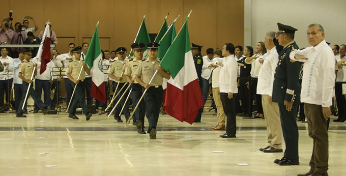 FOTO AALH DÍA DE LA BANDERA (12).jpeg