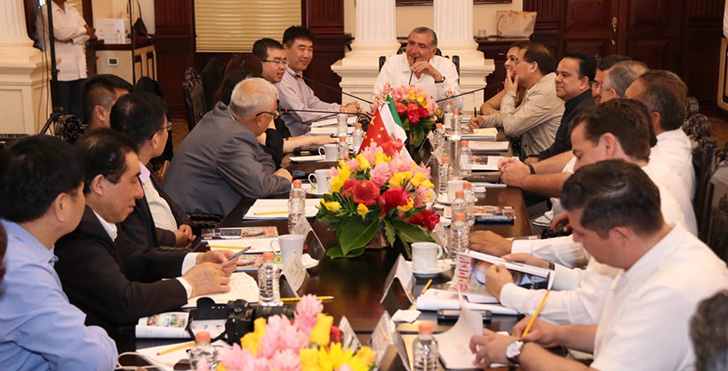 FOTO AALH EMPRESARIOS CHINOS (6).jpeg