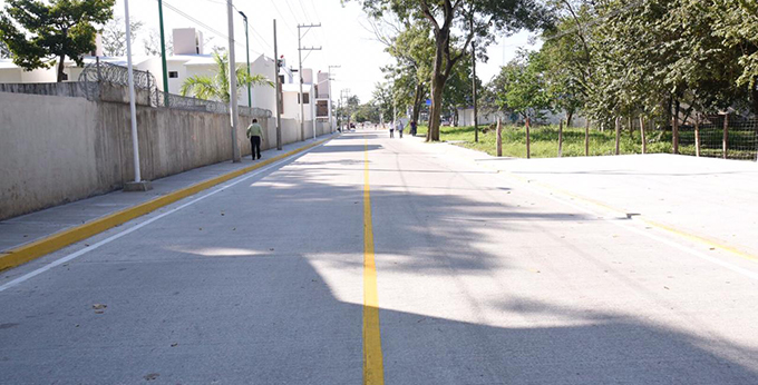 FOTO AALH ENTREGA DE PAVIMENTO  (10).jpeg