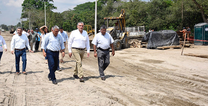 FOTO AALH SUPERVICIÓN BULEVAR COMALCALCO (4).jpeg