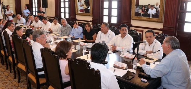 FOTO AALH-ALCALDES 2.jpeg