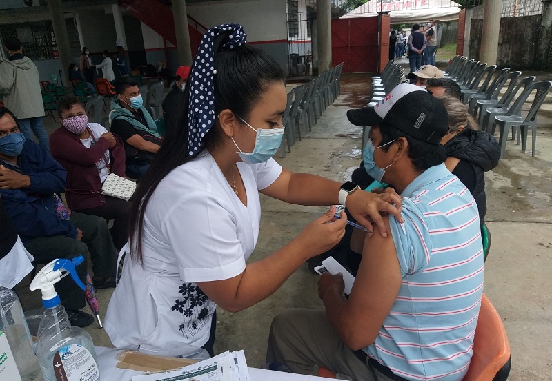 FOTO BOLETÍN 146 SALUD VACUNACIÓN MUNICIPIOS 22012022 (2).jpg