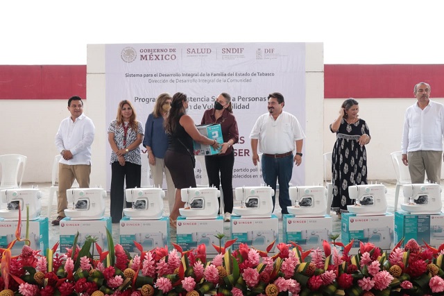 FOTO BOLETÍN 1748 DIF 12102022 (14).jpg