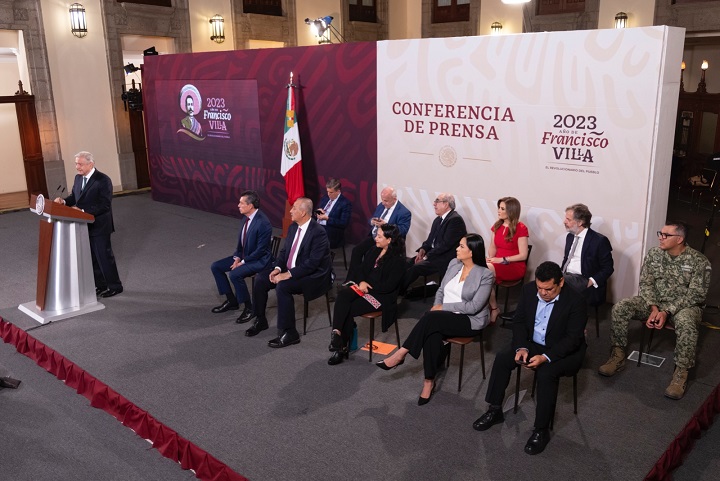 FOTO EJECUTIVO  (1).jpeg