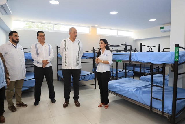 FOTO EJECUTIVO  (4).jpg