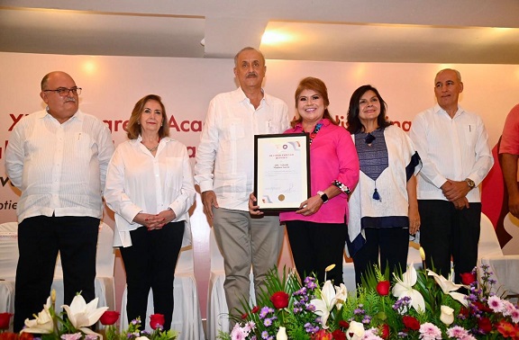 FOTO EJECUTIVO  (9)_0.jpeg