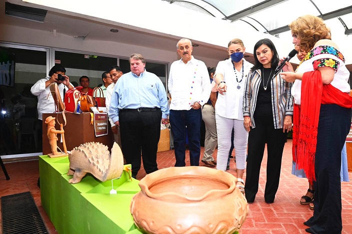 FOTO EJECUTIVO EVENTO IFAT (2).jpeg