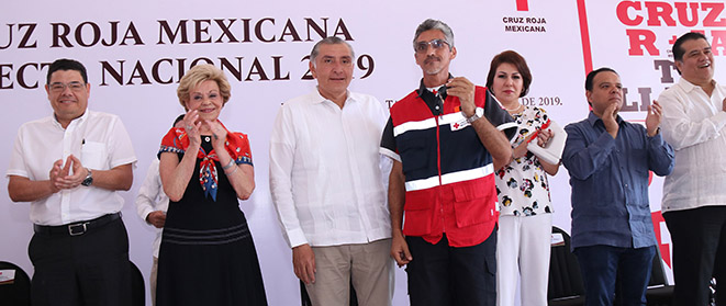 FOTO GOBERNADOR  (3).JPG