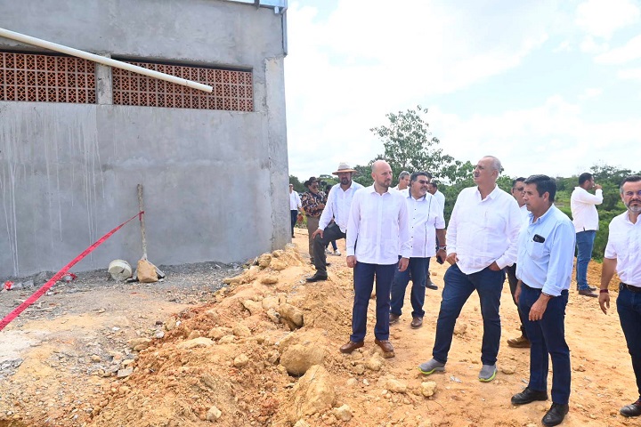 FOTO GOBERNADOR INAUGURACIÓN Y SUPERVISIÓN DE OBRAS  (15).jpeg