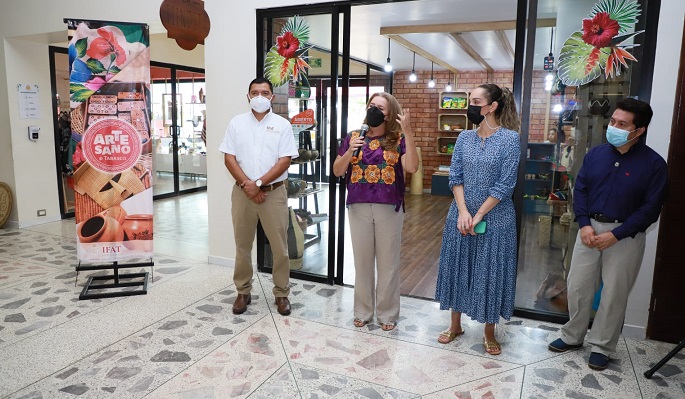 FOTO IFAT-TIENDA ARSESANO (3).jpeg