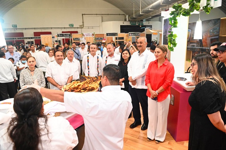 FOTO INAUGURACIÓN DEL FESTIVAL DEL CHOCOLATE (14).jpeg