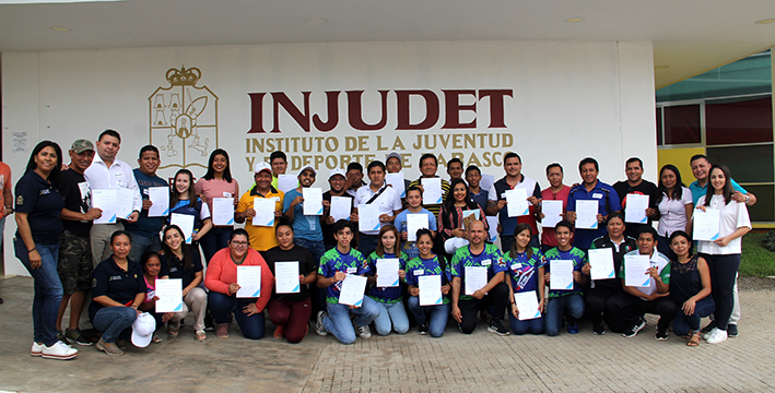 FOTO INJUDET TALLER (1).JPG