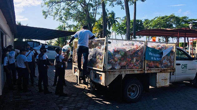 FOTO_ENTREGA DE AYUDA  (2).jpeg