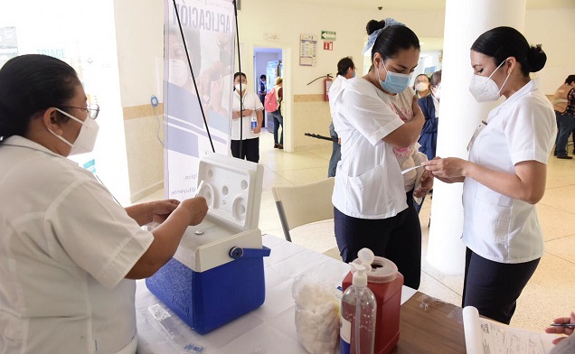 Módulo de vacunación para el personal de salud del hospital básico de Jalapa (6).jpeg