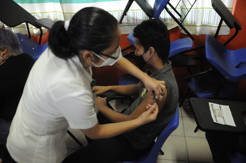 VACUNACIÓN MUNICIPIOS 21082021 (54).jpg